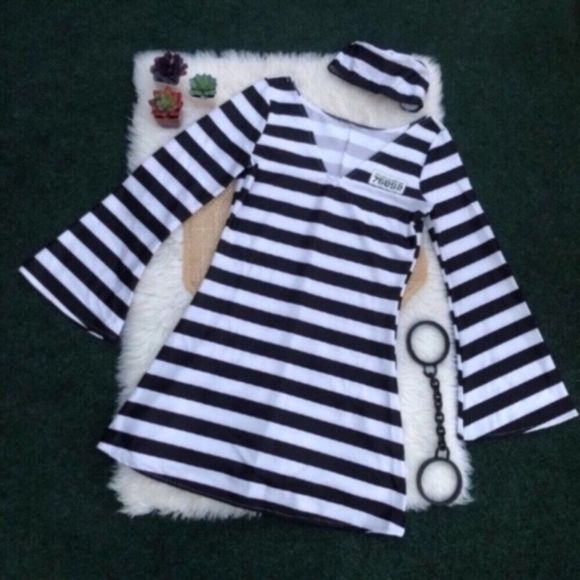California Costume Convict Chick Dress Prisoner - Picture 1 of 13